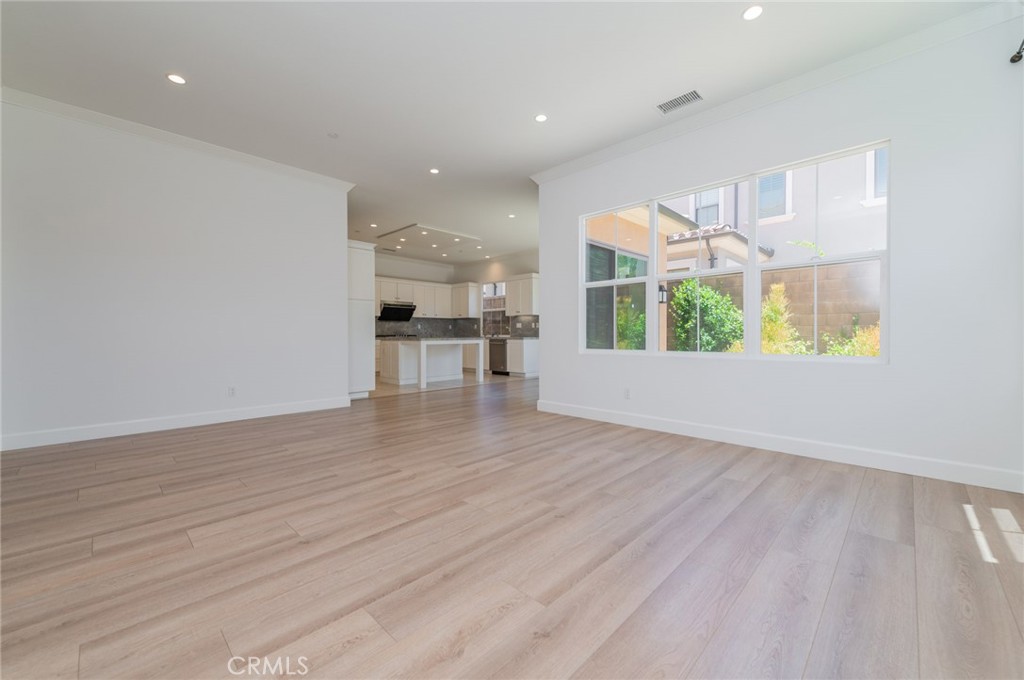 60 Quentin Property Photo 6