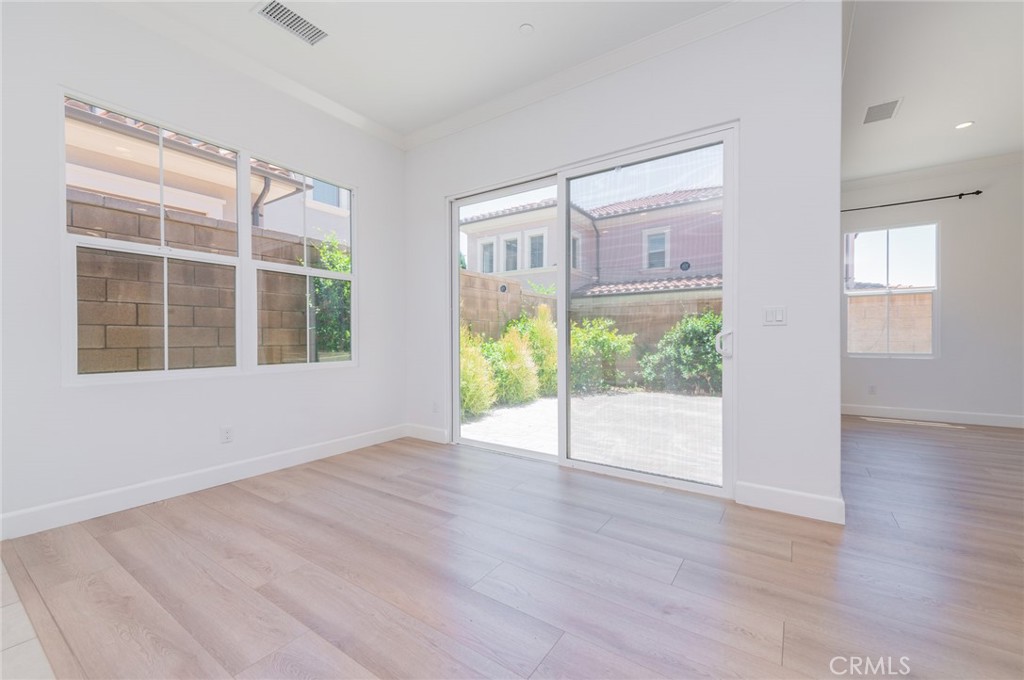 60 Quentin Property Photo 8
