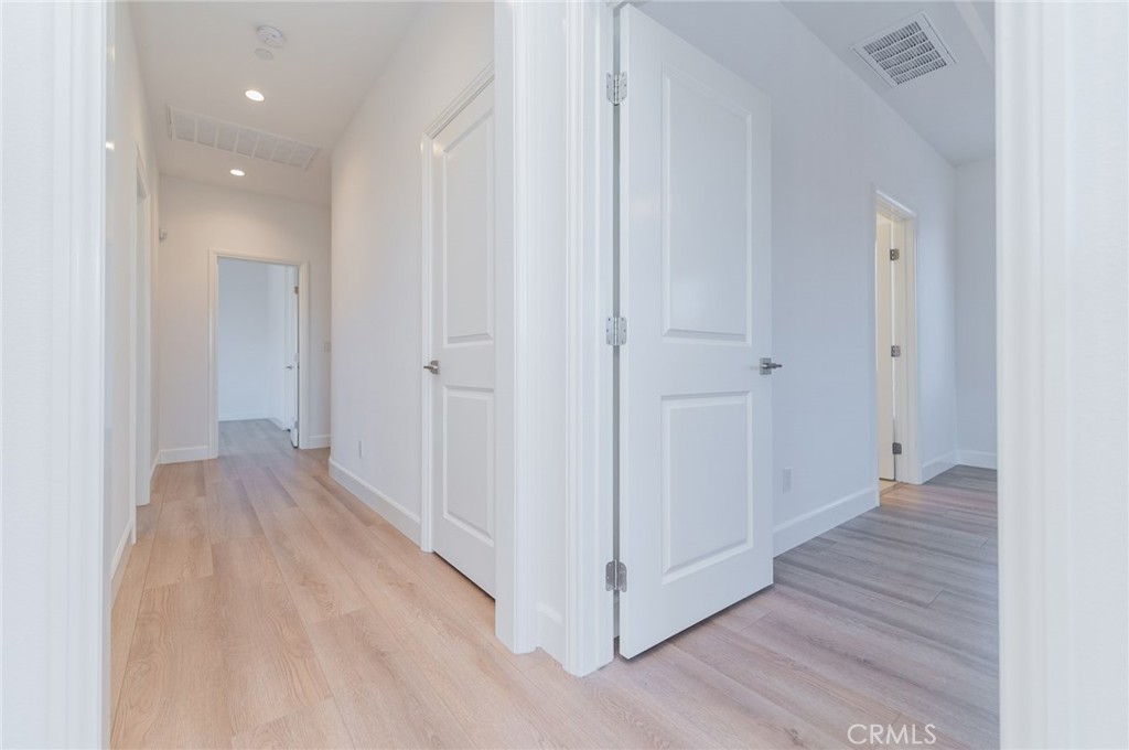 60 Quentin Property Photo 13