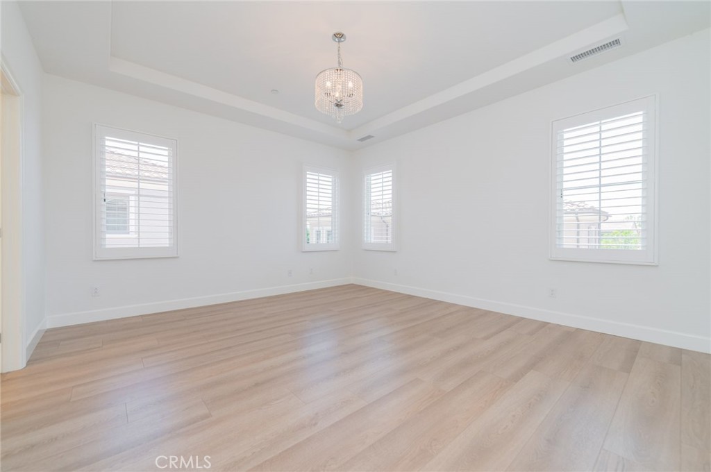 60 Quentin Property Photo 15
