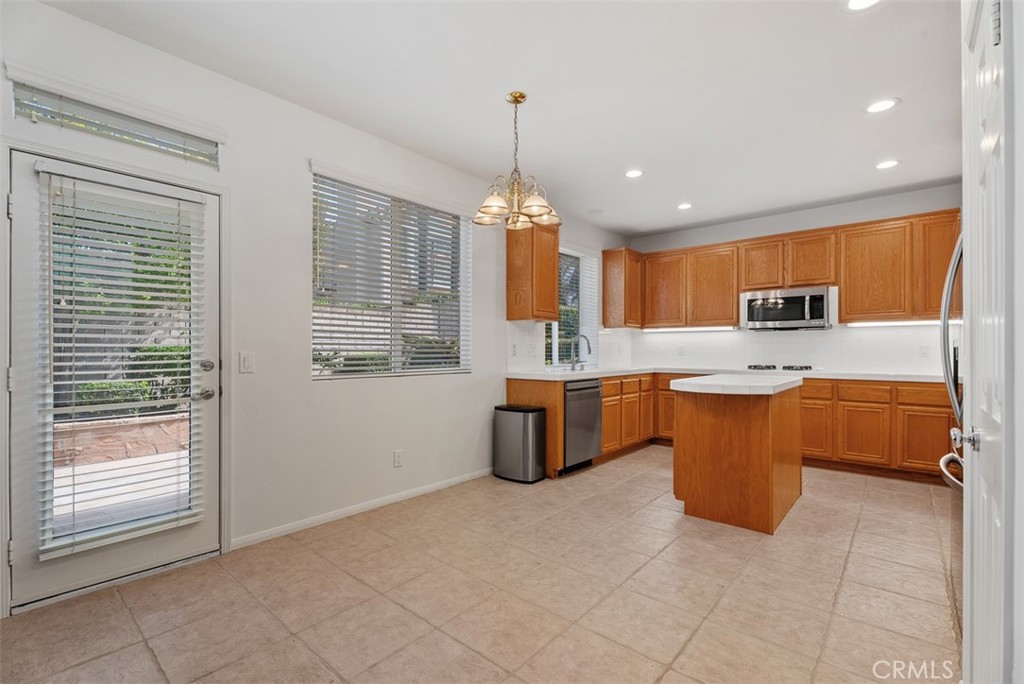 24985 Pam Court Property Photo 8