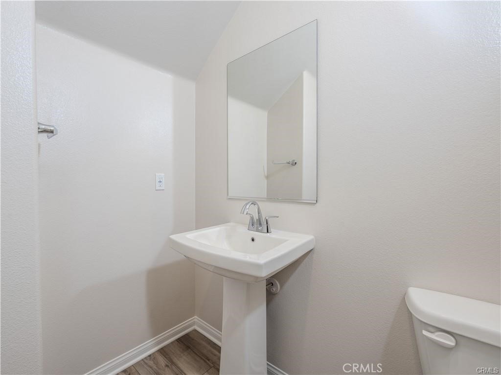 466 Meyer Place Property Photo 7