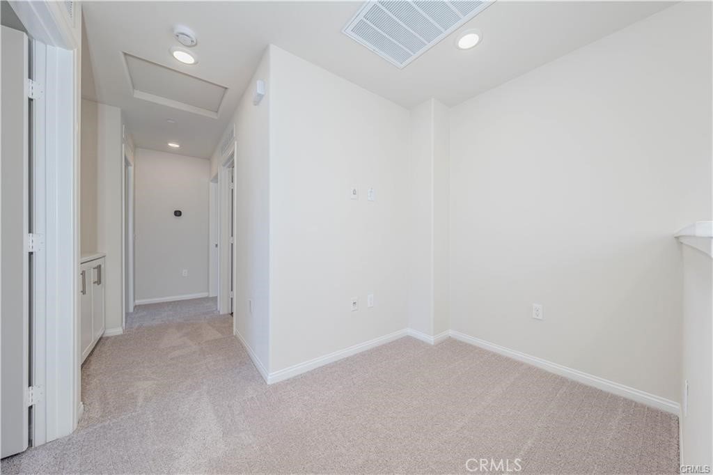 466 Meyer Place Property Photo 13