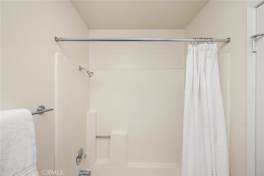5715 E Stillwater Avenue 12 Property Photo 16