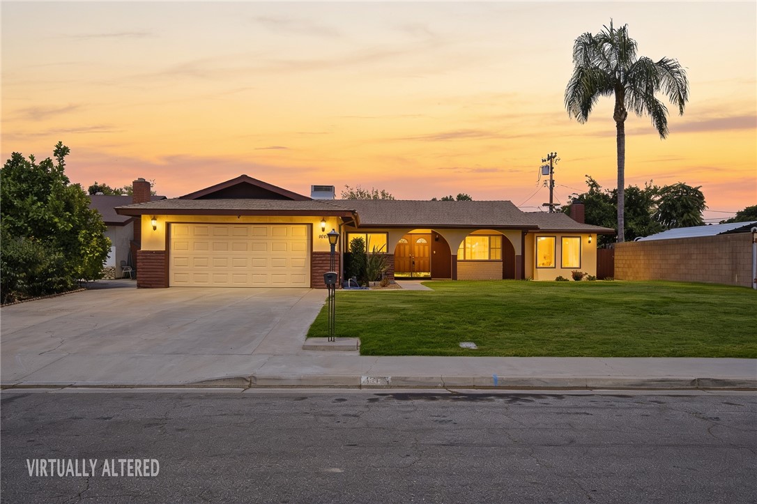4305 Axminster Property Photo