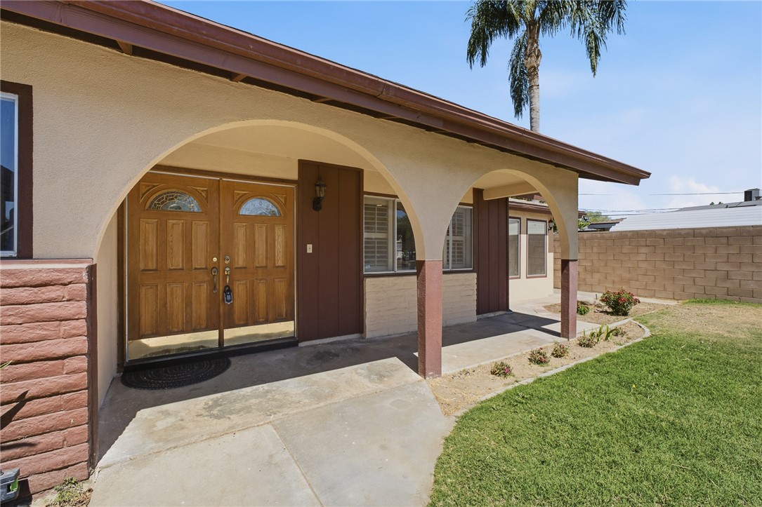 4305 Axminster Property Photo 5