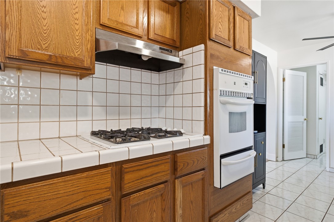 4305 Axminster Property Photo 13