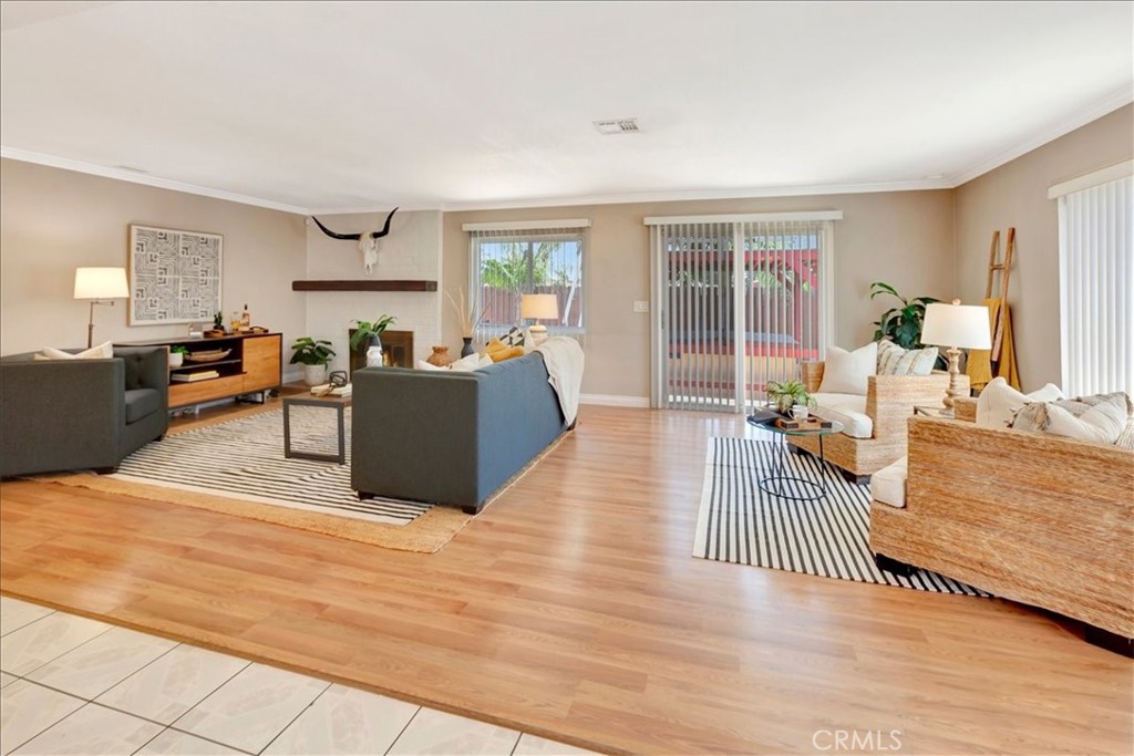17242 Medallion Property Photo 4