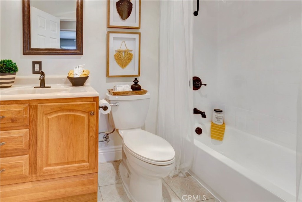17242 Medallion Property Photo 12