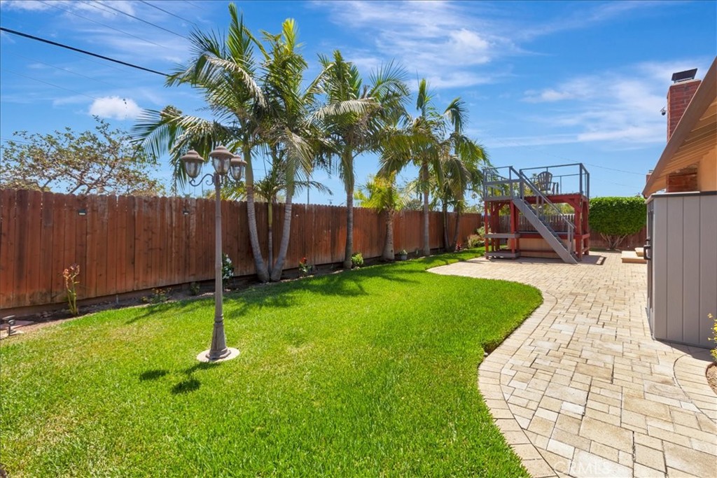 17242 Medallion Property Photo 15