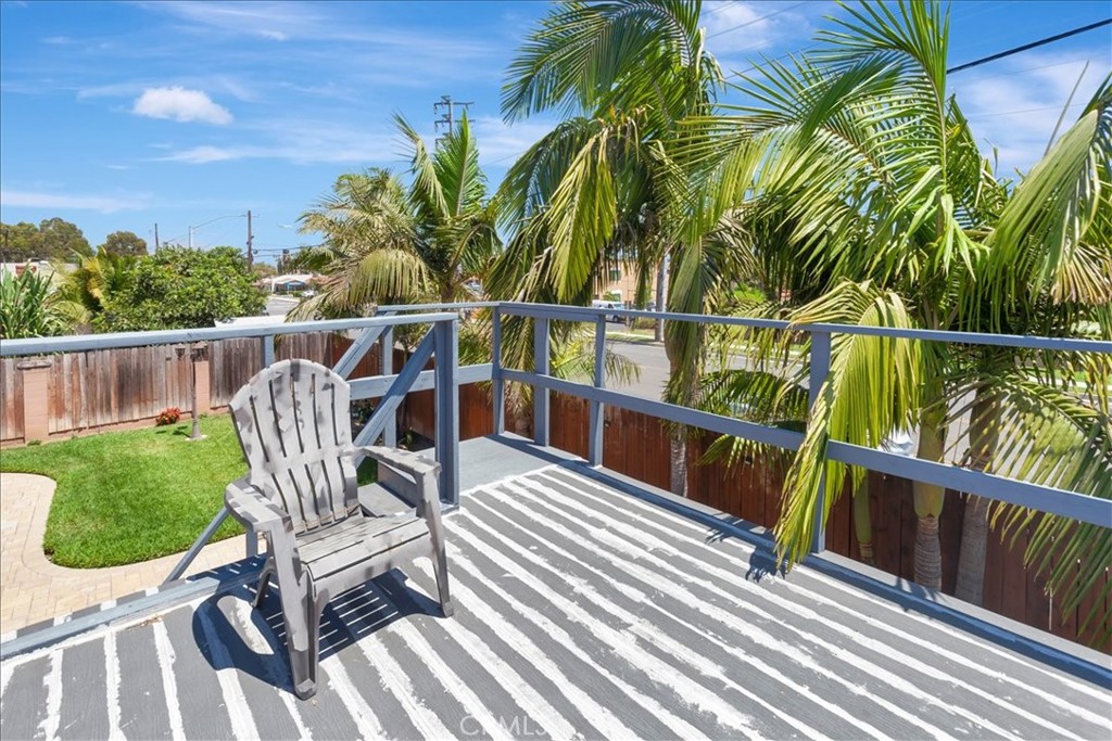 17242 Medallion Property Photo 17