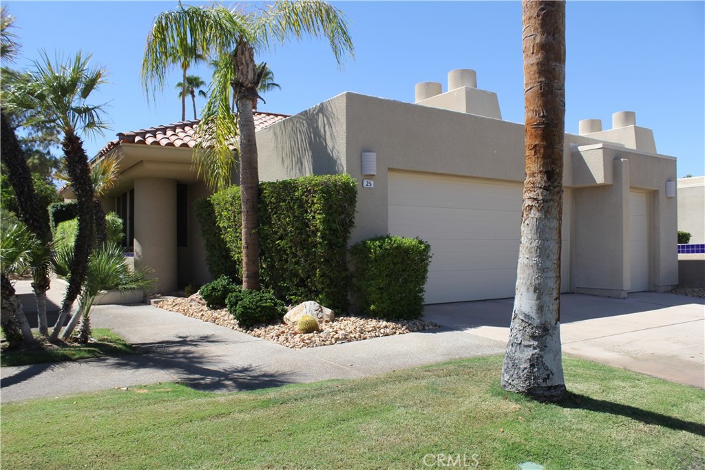 25 Kavenish Property Photo 1