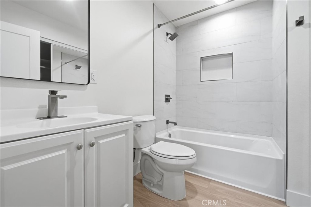307 N Tustin C Property Photo 10