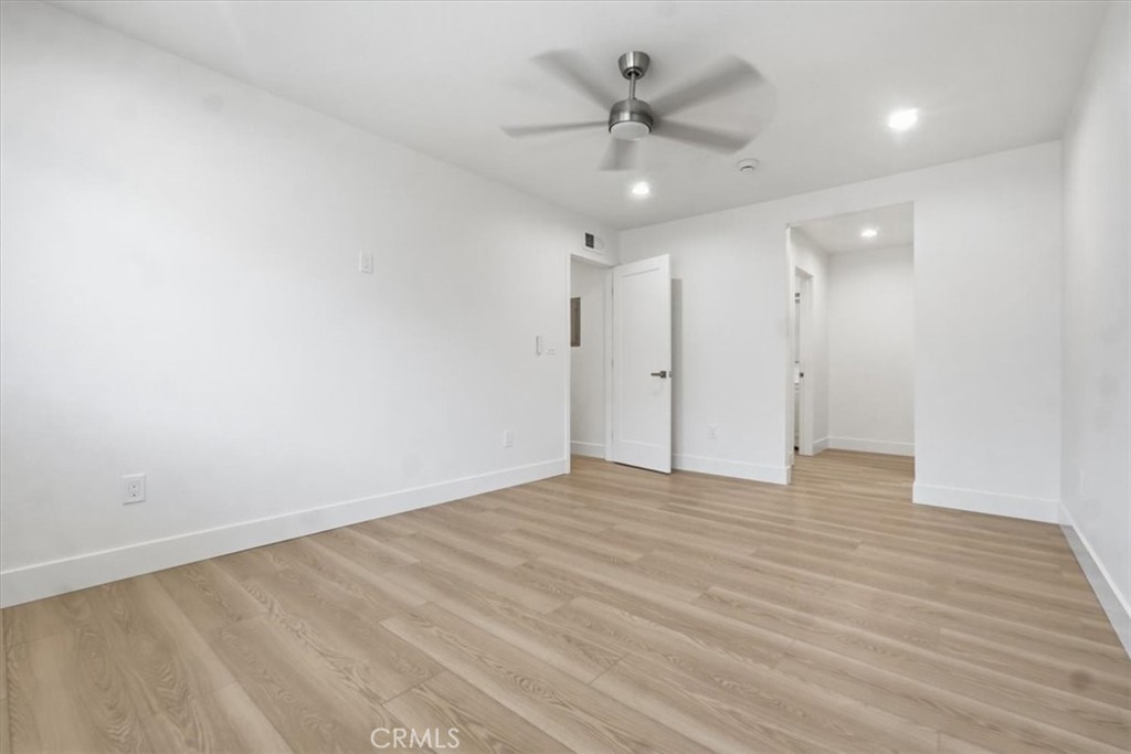 307 N Tustin D Property Photo 8