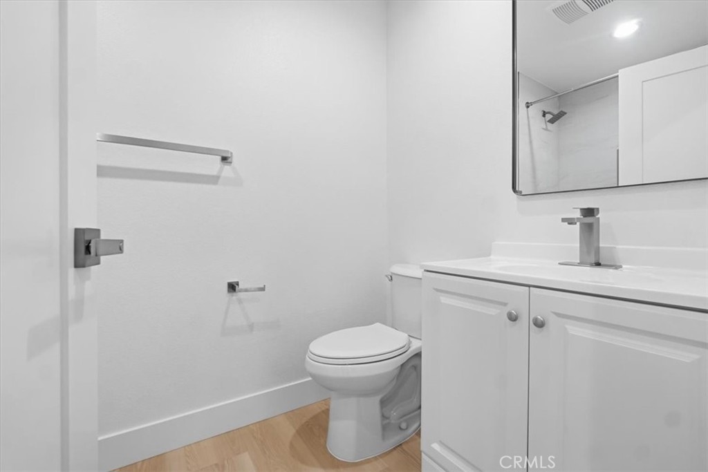 307 N Tustin D Property Photo 10
