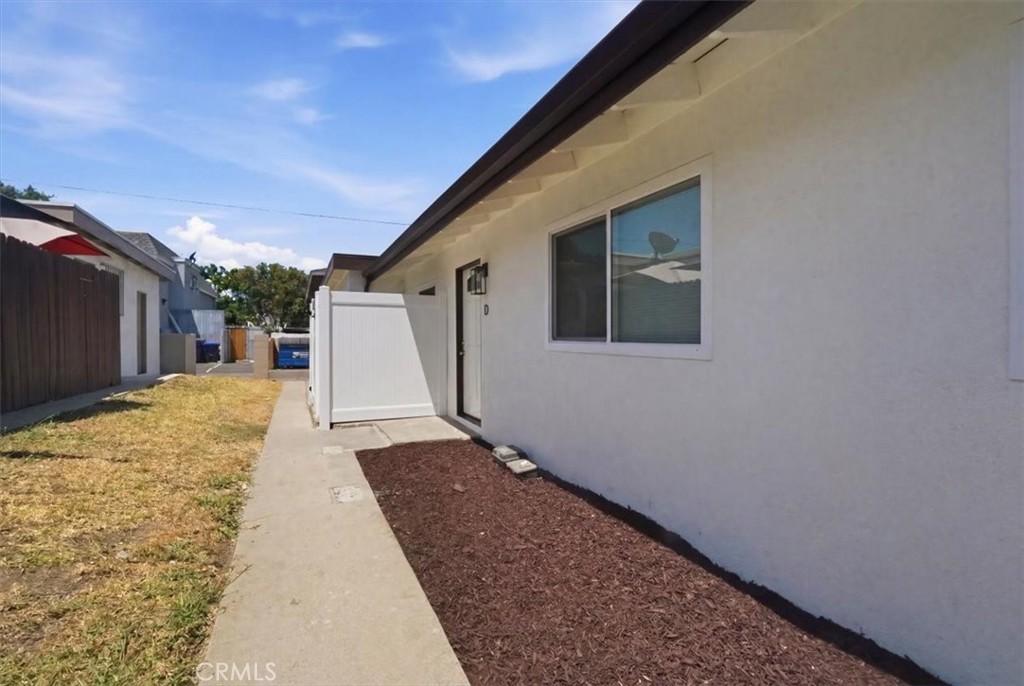 307 N Tustin D Property Photo 17