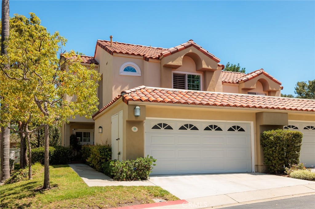 9 Via Laguna Property Photo 1