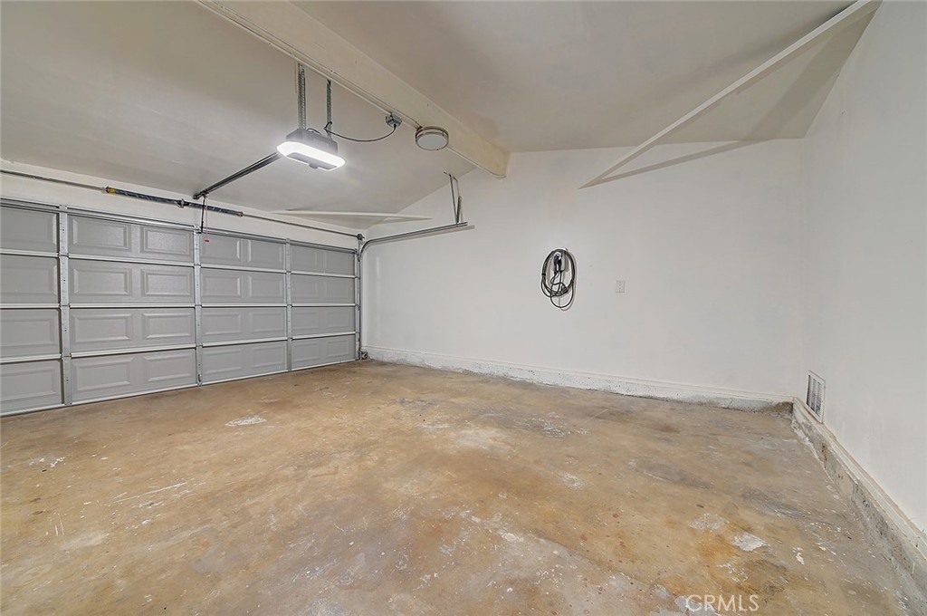 2044 W Spruce Avenue Property Photo 41