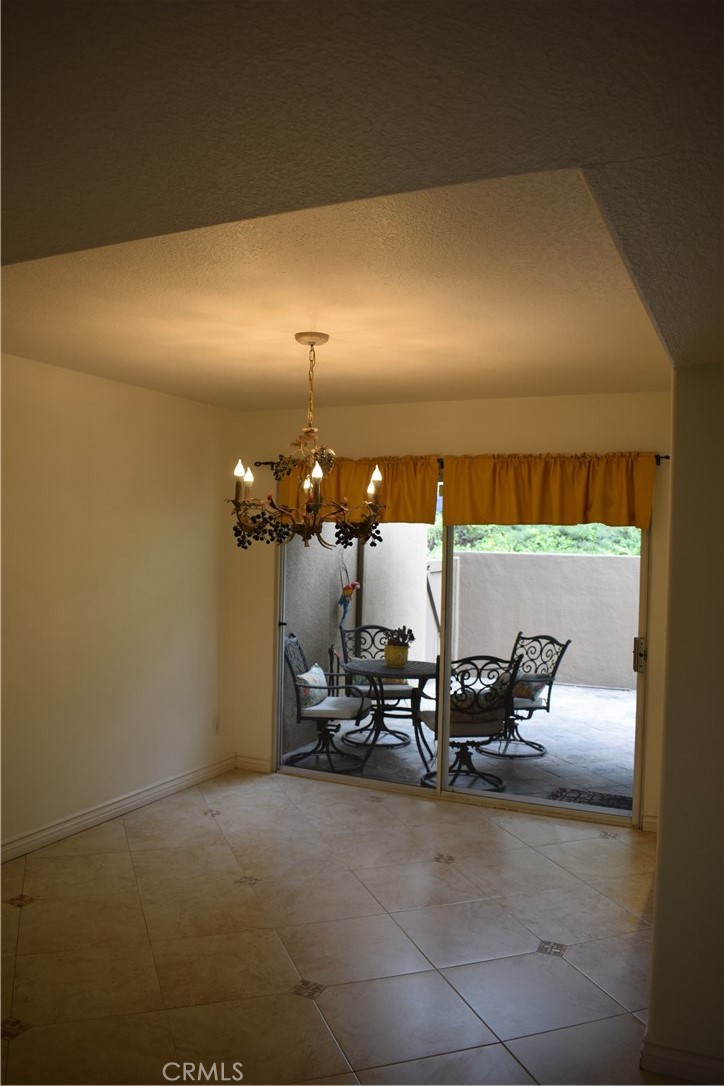 717 S.glenhurst Drive Property Photo 11