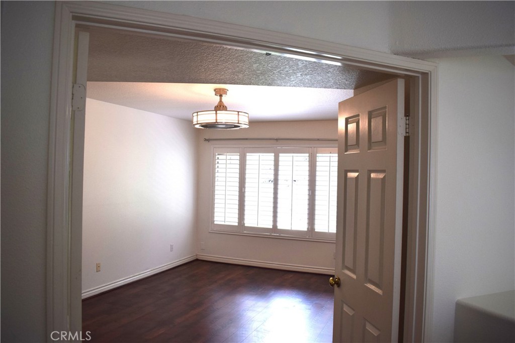 717 S.glenhurst Drive Property Photo 16