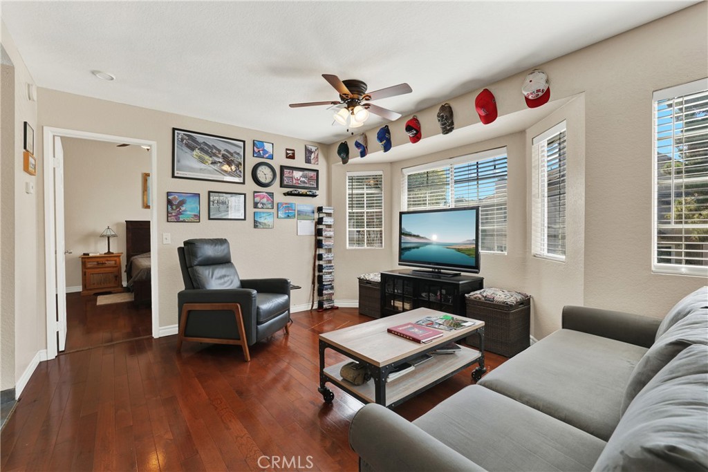 26075 Saratoga Avenue 129 Property Photo 7