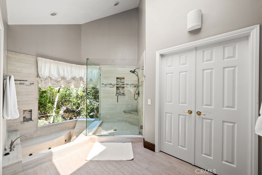 2210 Bridge Property Photo 42