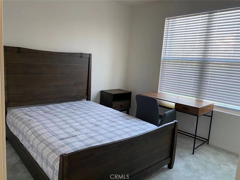 105 Henson Property Photo 8