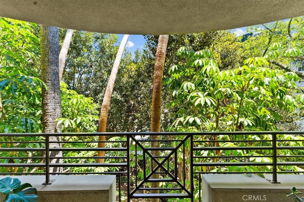 2253 Martin 207 Property Photo 23