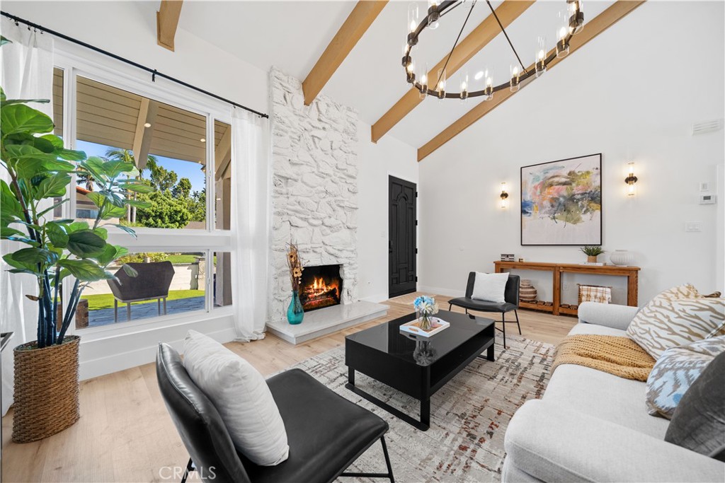 22821 Costa Bella Drive Property Photo 4