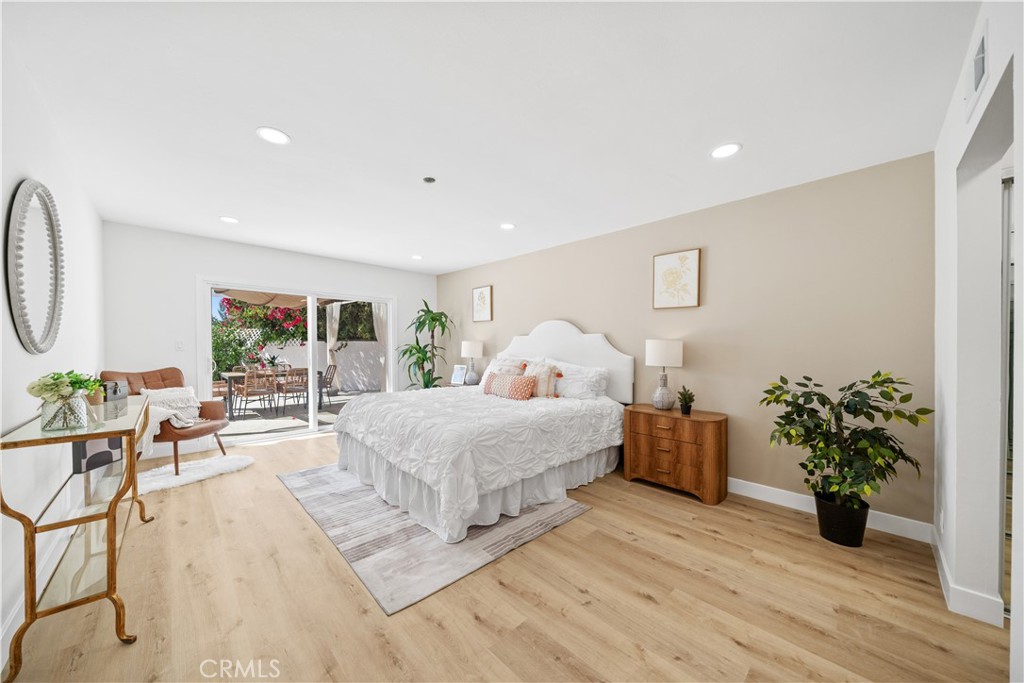 22821 Costa Bella Drive Property Photo 16
