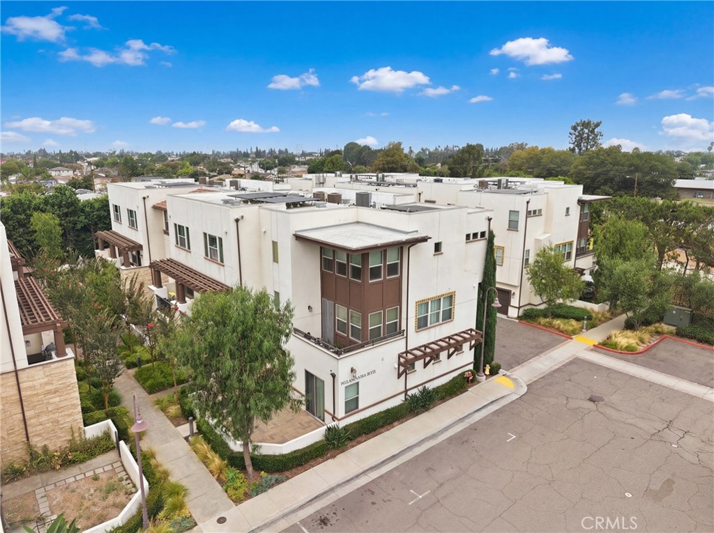 9315 Alondra Boulevard 7 Property Photo 1