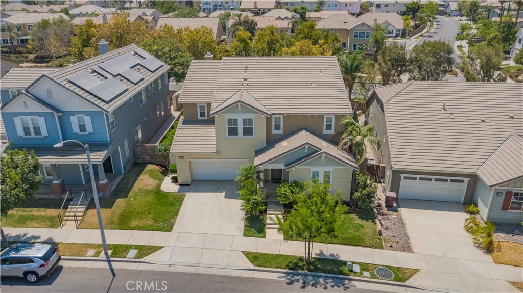 25111 Cliffrose Property Photo 2