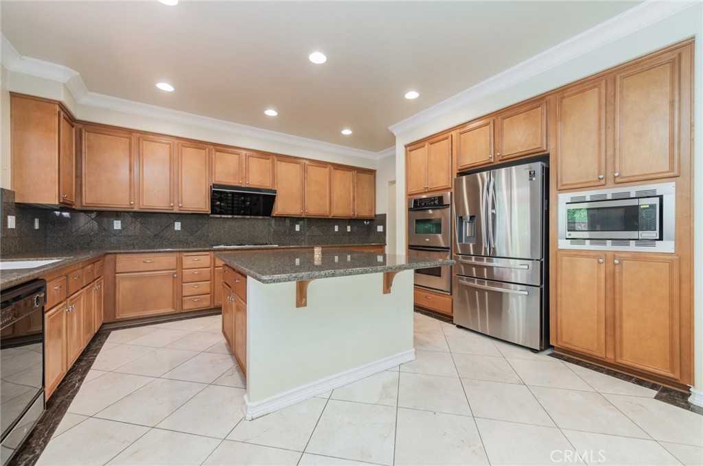 25111 Cliffrose Property Photo 13