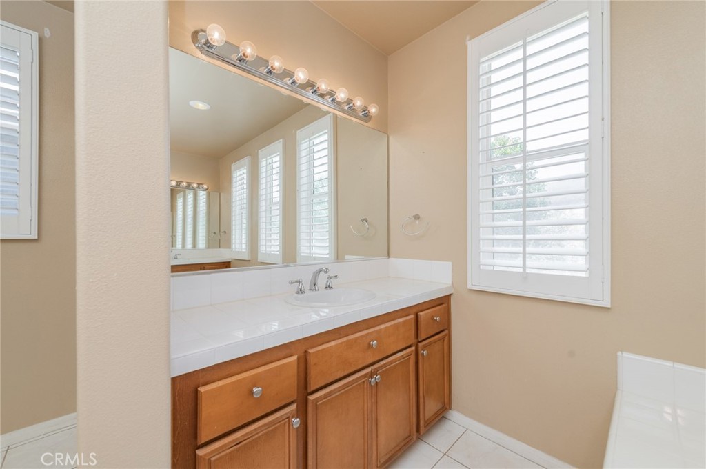 25111 Cliffrose Property Photo 20