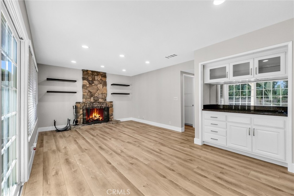 23012 Cecelia Property Photo 8