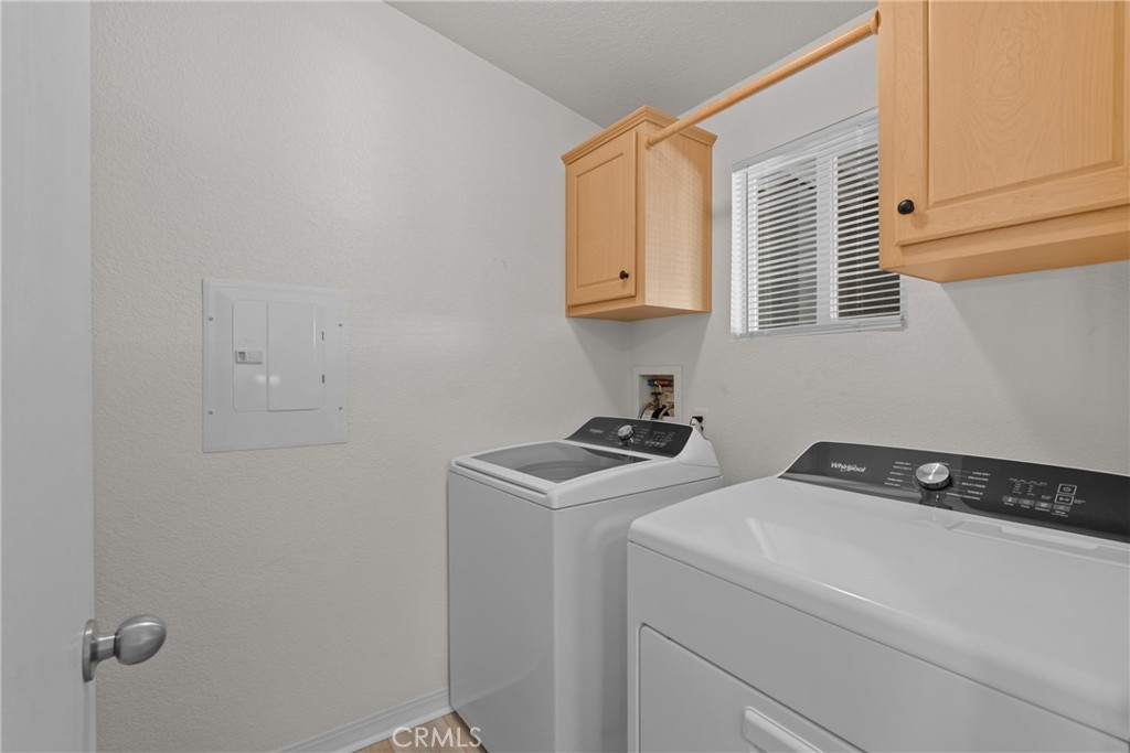 24001 Muirlands 12 Property Photo 23