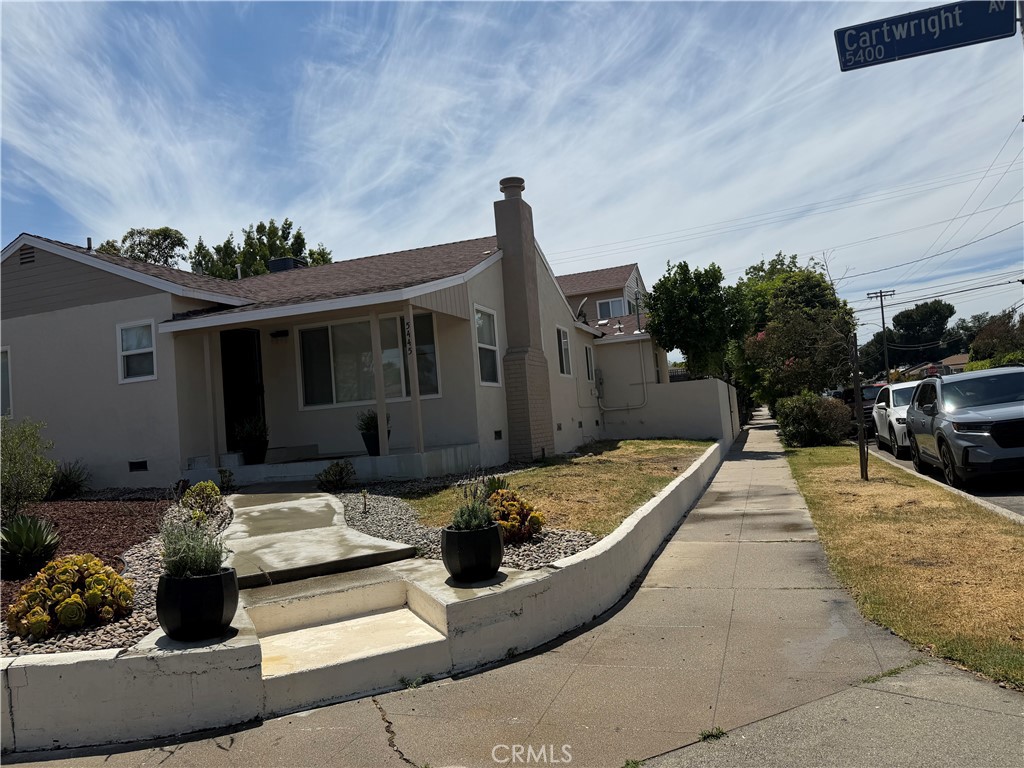 5445 Cartwright Property Photo 3
