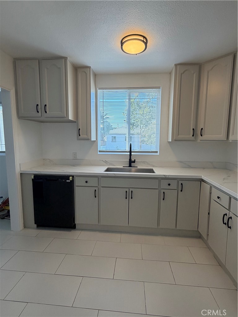 5445 Cartwright Property Photo 6