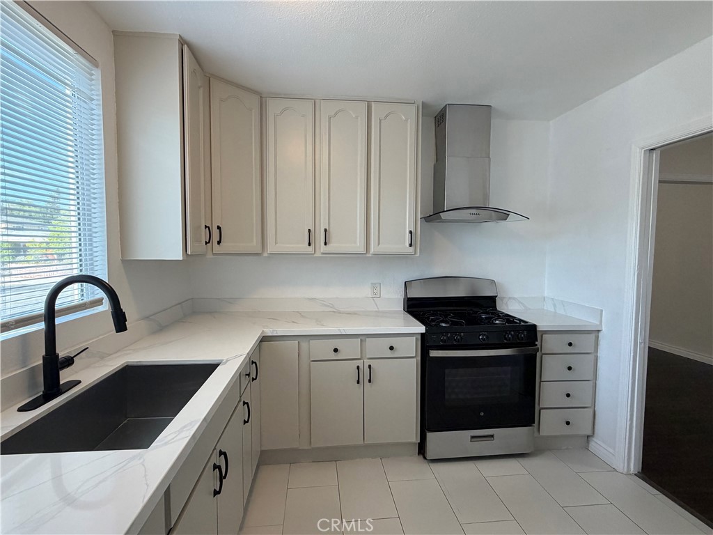5445 Cartwright Property Photo 7
