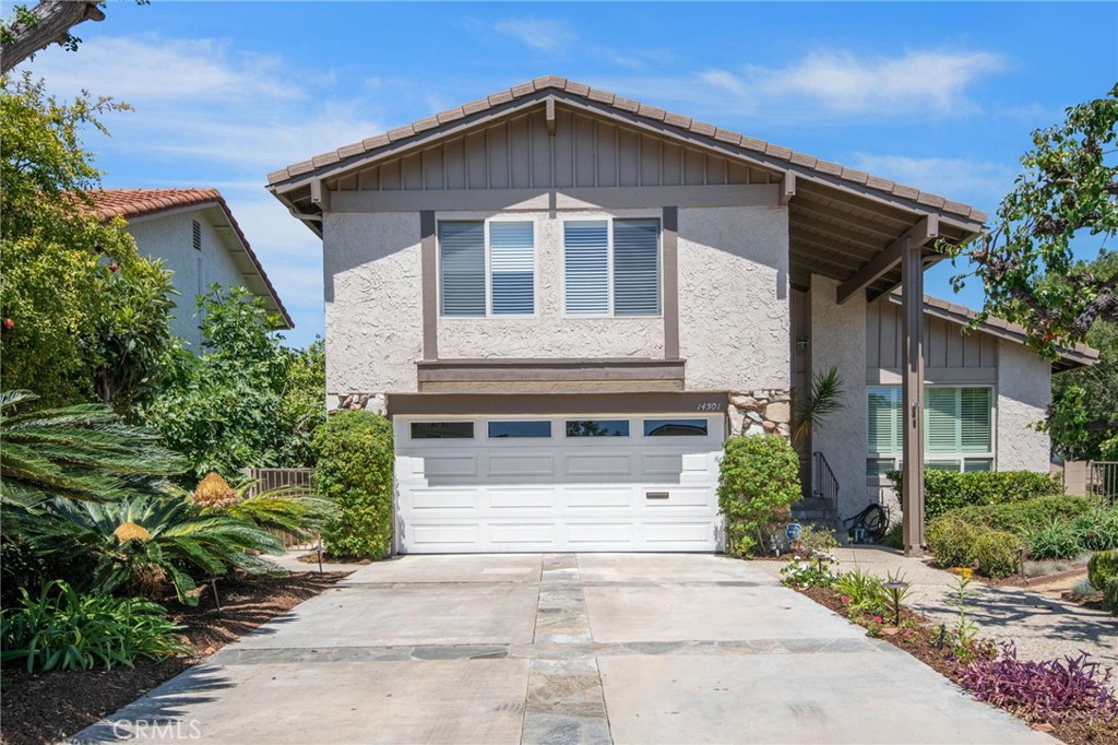 14501 Larch Avenue Property Photo
