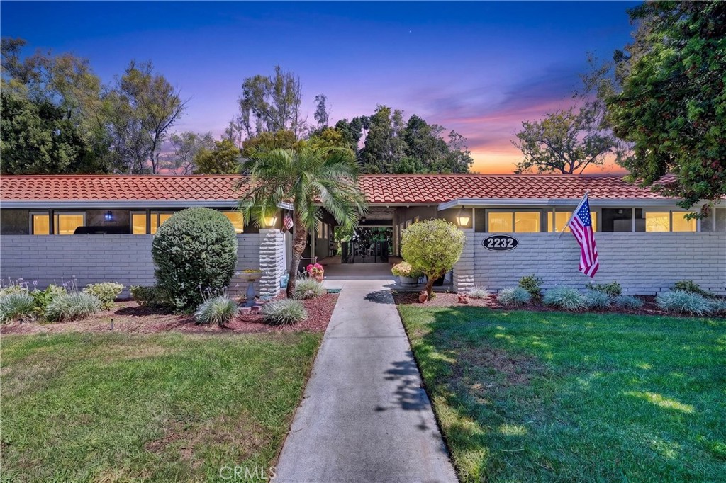 2232 Via Puerta A Property Photo 1
