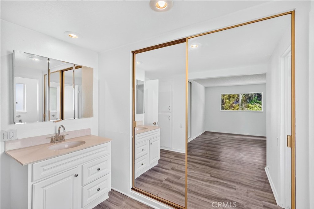 2232 Via Puerta A Property Photo 21