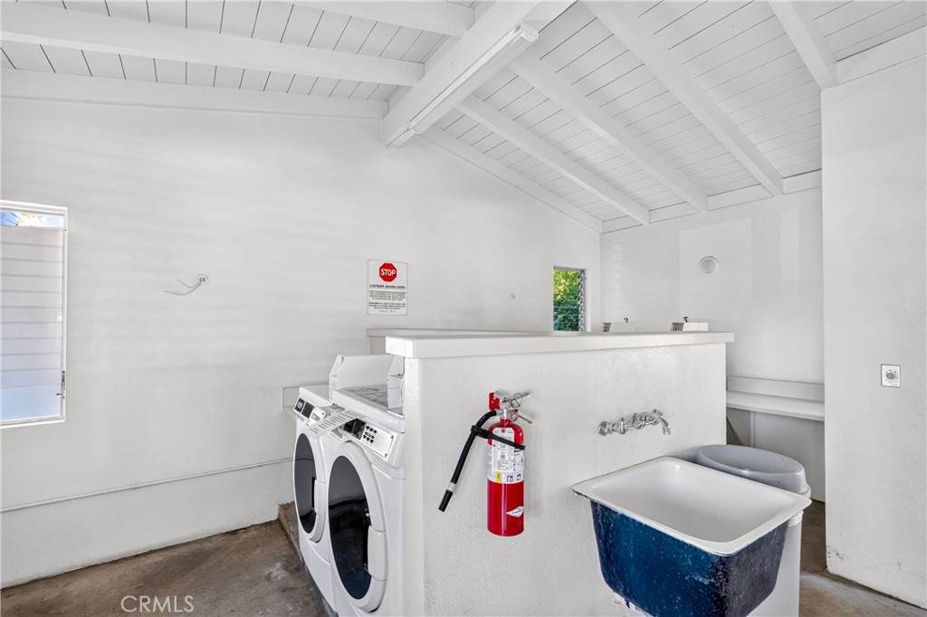 2232 Via Puerta A Property Photo 34