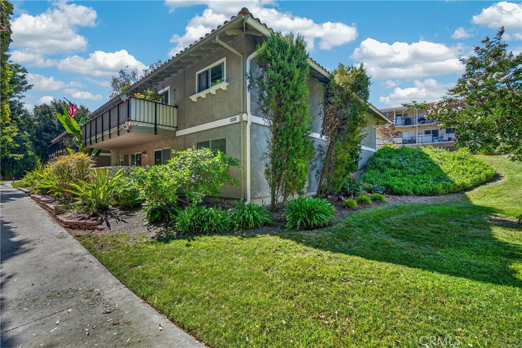 2232 Via Puerta A Property Photo 36