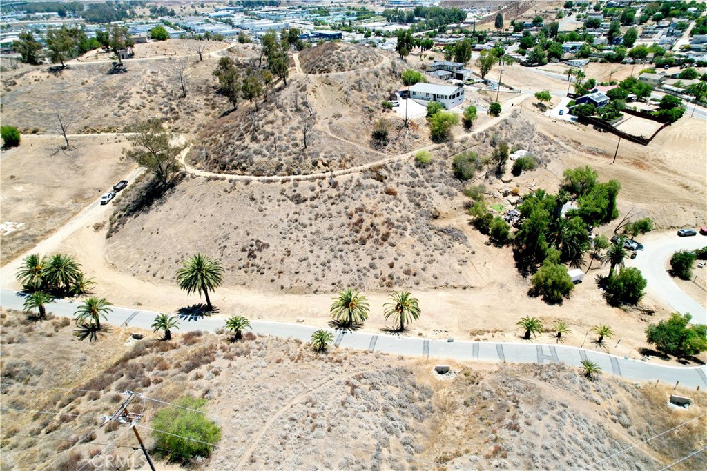 1 Palm Drive Property Photo 5