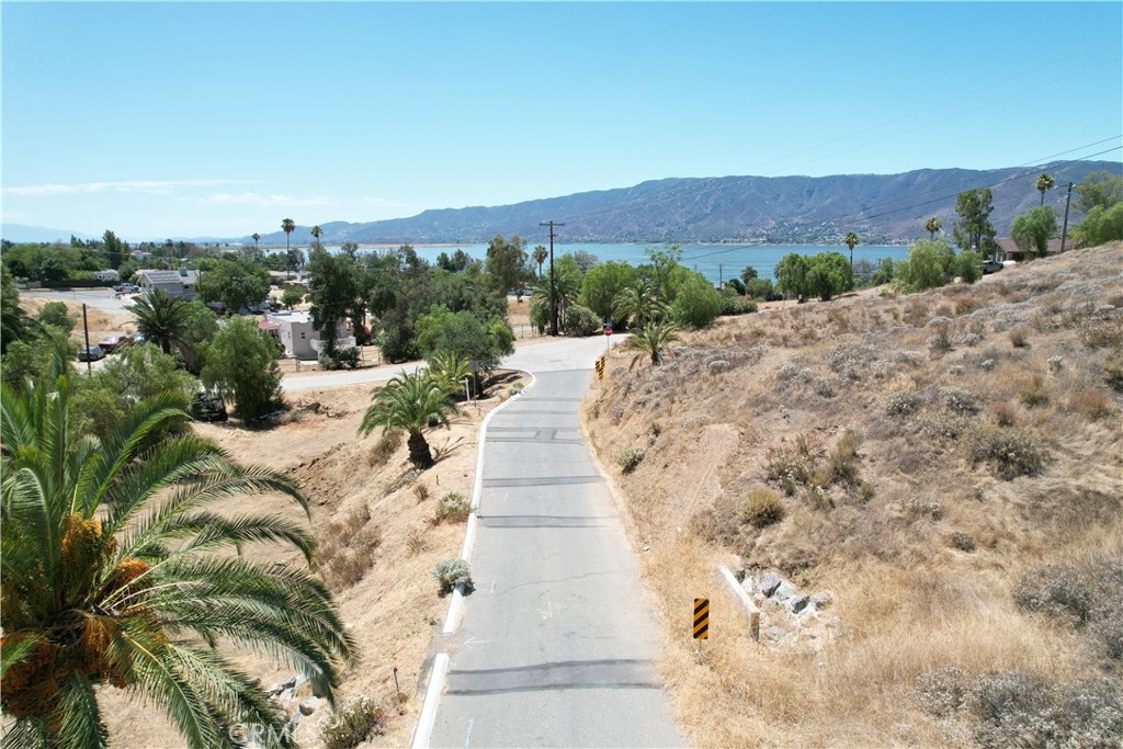 1 Palm Drive Property Photo 6