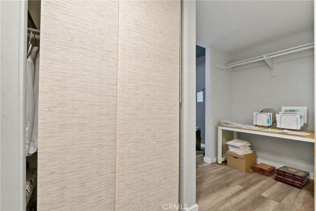 1129 Rosecrans Avenue 28a Property Photo 9