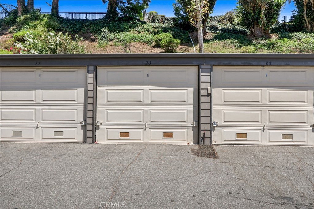 1129 Rosecrans Avenue 28a Property Photo 18