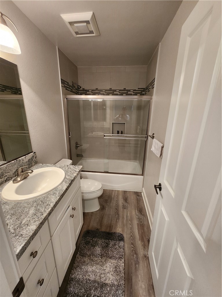 8515 Villa La Jolla Drive F Property Photo 10