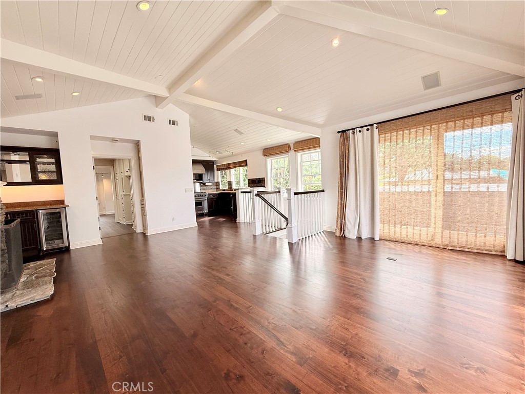 668 Anita Street Property Photo 10